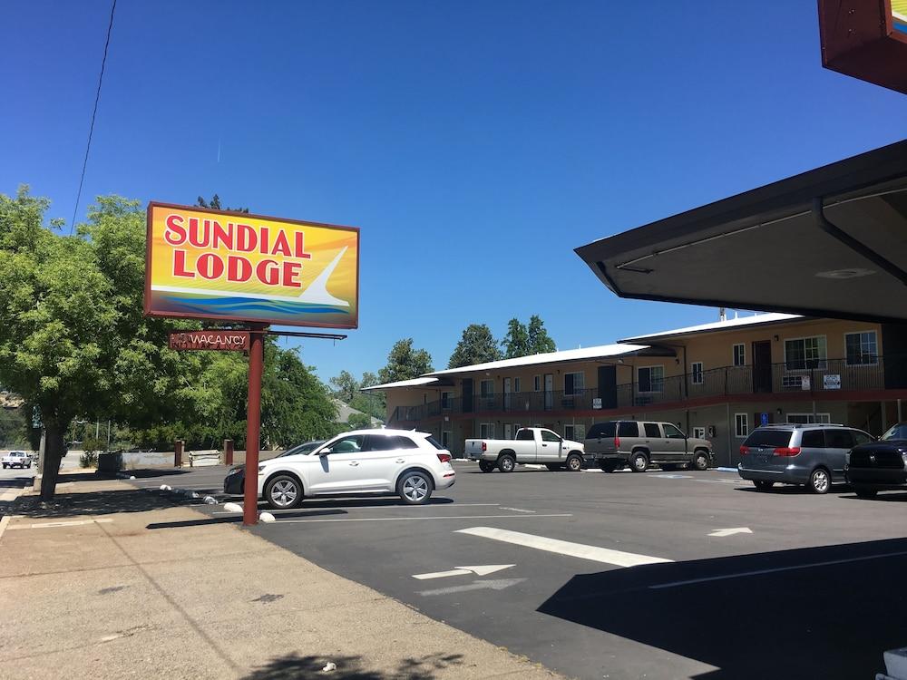Sundial Lodge Redding Exterior foto
